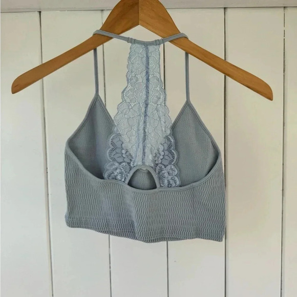 Lace-Back Blue Camisole - Picture 2 of 3